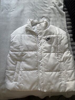 Nike White Quilted Puffer Jacket with Black Logo